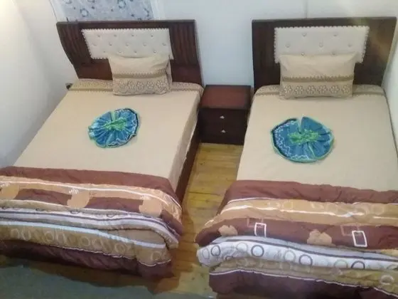Tek Büyük veya İki Ayrı Yataklı Oda