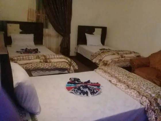 Üç Kişilik Oda
