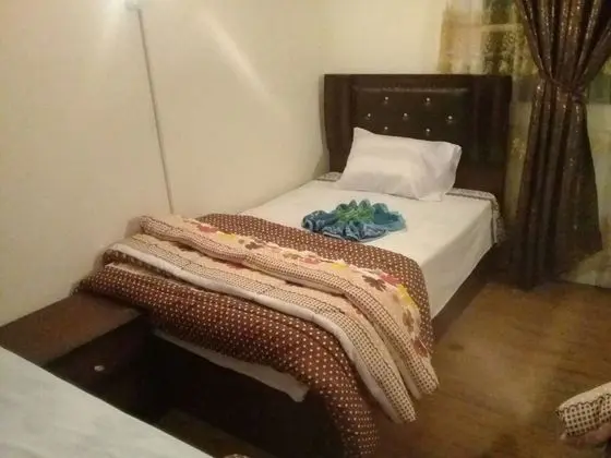 Üç Kişilik Oda