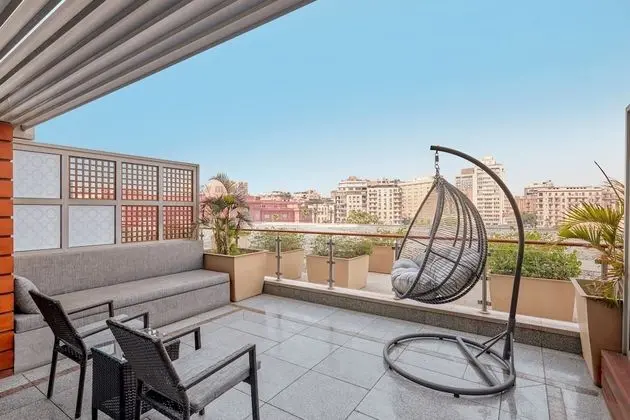 Deluxe Oda, 2 Çift Kişilik Yatak, Sigara İçilebilir, Şehir Manzaralı (Terrace)