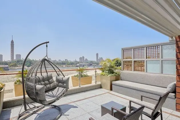 Deluxe Oda, 2 Çift Kişilik Yatak, Sigara İçilebilir, Şehir Manzaralı (Terrace)