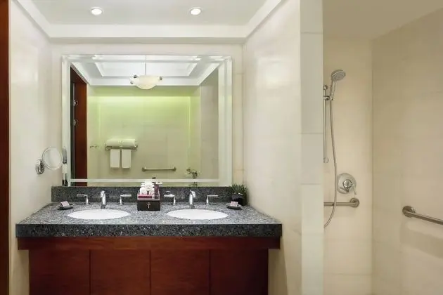 Deluxe Oda, 2 Çift Kişilik Yatak, Sigara İçilebilir, Şehir Manzaralı (Terrace)