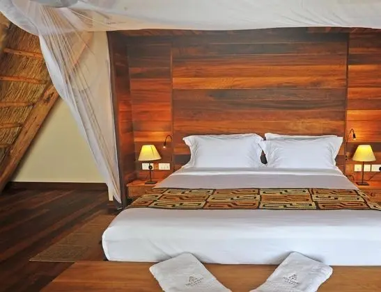 Deluxe Kır Evi, Nehir Manzaralı