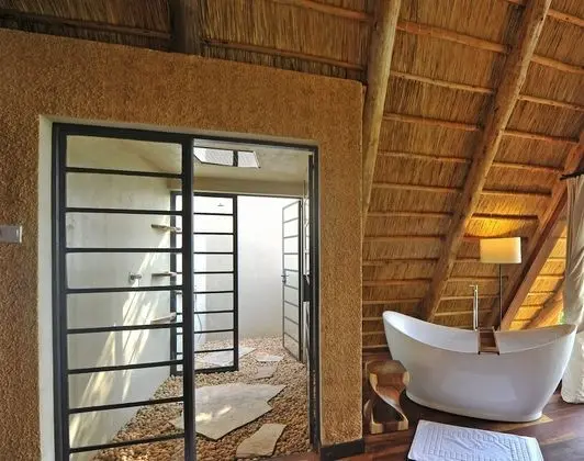 Deluxe Kır Evi, Nehir Manzaralı
