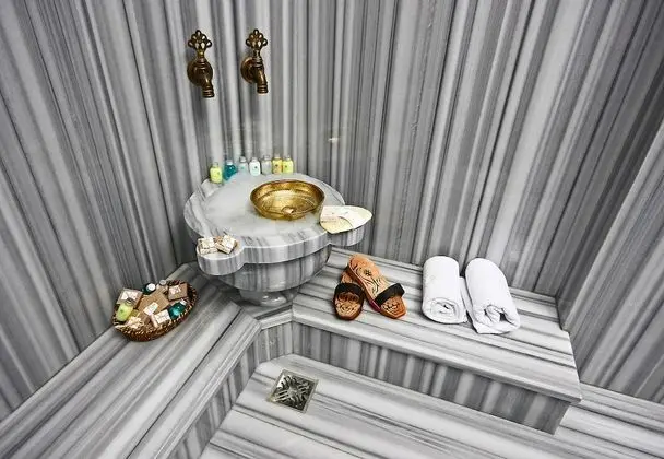 Junior Suite with Turkish Bath
