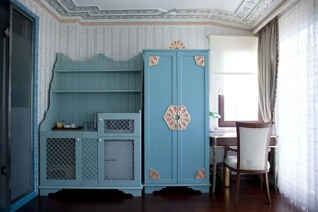 Penthouse (Balcony, Partial Sea View)