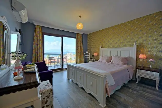 Deluxe Tek Büyük Yataklı Oda, Deniz Manzaralı