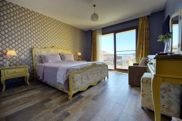 Deluxe Tek Büyük Yataklı Oda, Deniz Manzaralı