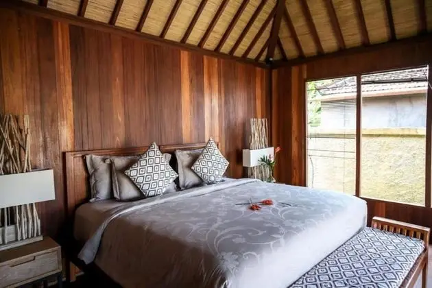 Deluxe Villa