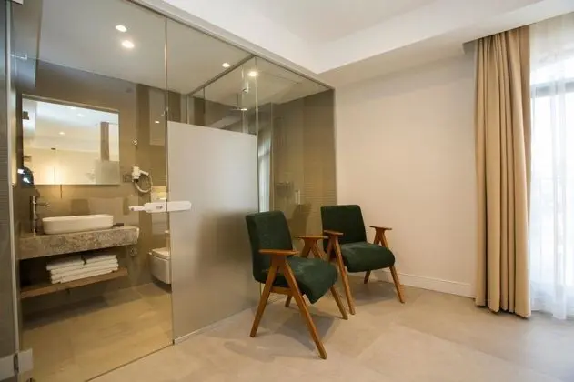 Deluxe Oda, Şehir Manzaralı, Fransız Balkonlu