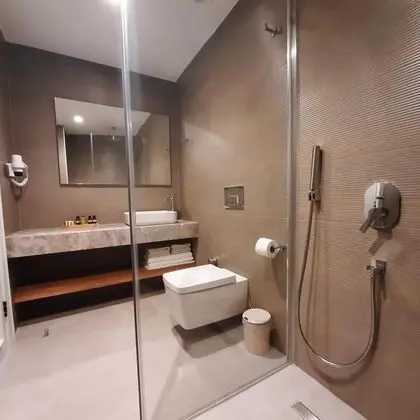 Köşe Oda, Şehir Manzaralı, Fransız Balkonlu