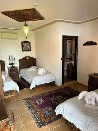 Üç Kişilik Oda