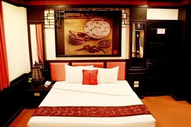 Deluxe Tek Büyük Yataklı Oda