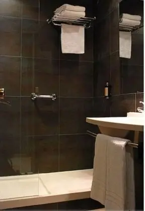 Superior Tek Büyük veya İki Ayrı Yataklı Oda