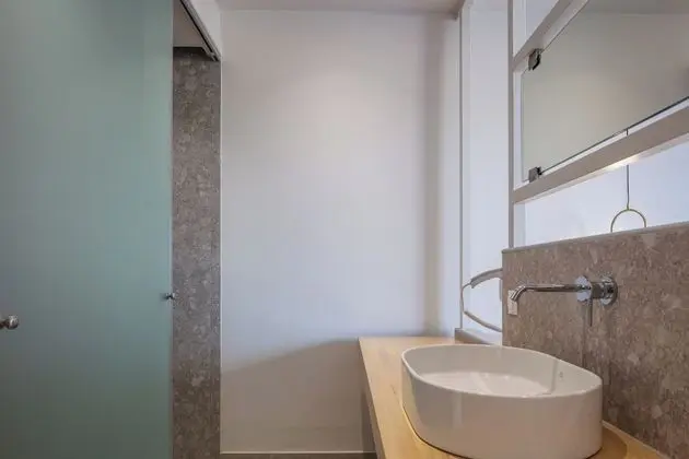 Superior Room with Sharing Pool