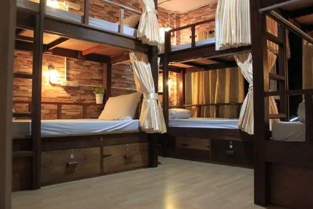 Private Room 6 Beds