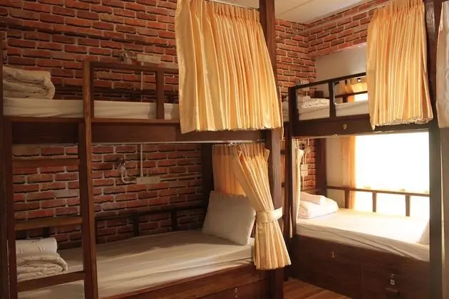 Private Room 6 Beds