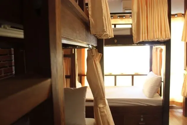 Private Room 6 Beds
