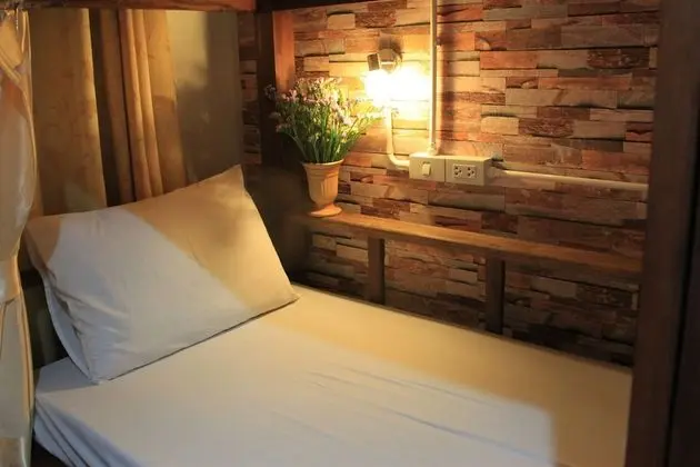 Private Room 6 Beds