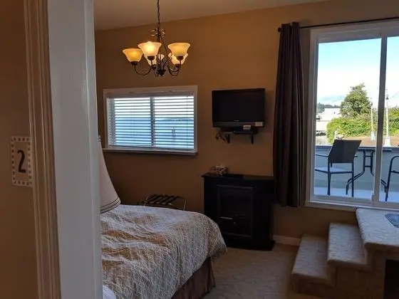 Deluxe Tek Büyük Yataklı Oda, 1 Büyük (Queen) Boy Yatak, Balkon, Okyanus Manzaralı