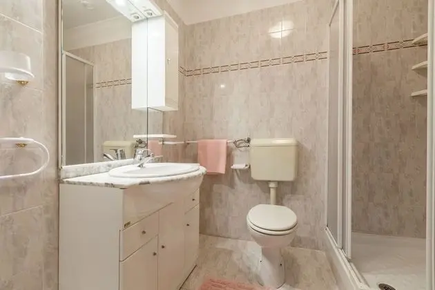 Apart Daire, 1 Çift Kişilik Yatak ve Çekyat