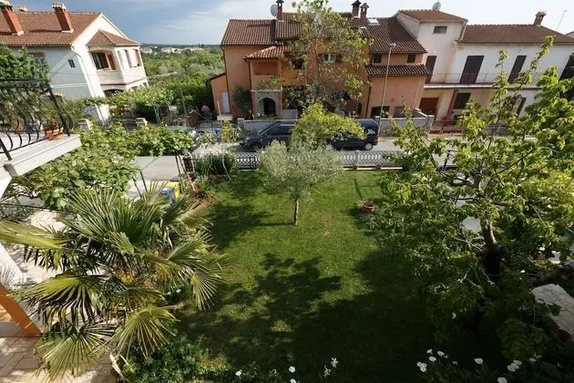 Apart Daire, 1 Çift Kişilik Yatak ve Çekyat