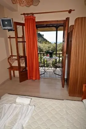 Stüdyo, Kısmi Deniz Manzaralı
