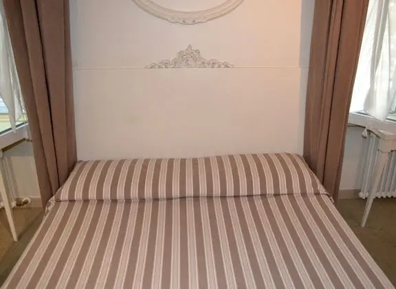 Tek Büyük Yataklı Oda, 1 Yatak Odası