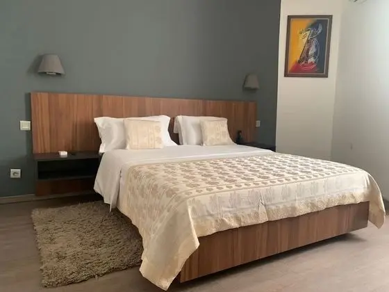 Comfort Tek Büyük Yataklı Oda