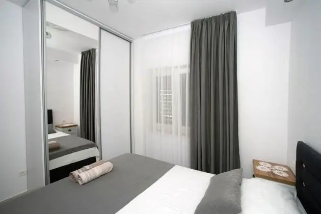 Apart Daire (Nina - sea view family apartments - A)