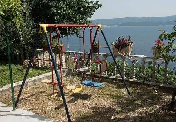 Apart Daire (Nina - sea view family apartments - A)