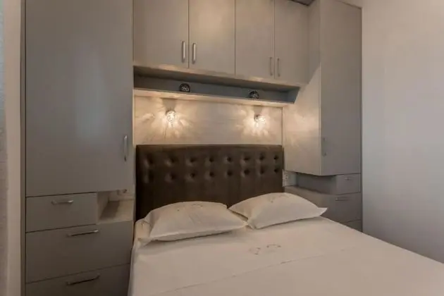 Apart Daire (Nina - sea view family apartments - A)