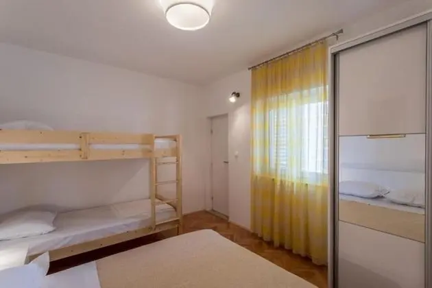 Apart Daire (Nina - sea view family apartments - A)