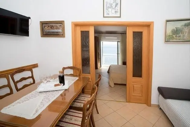 Apart Daire (Nina - sea view family apartments - A)