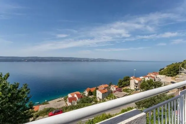 Apart Daire (Nina - sea view family apartments - A)