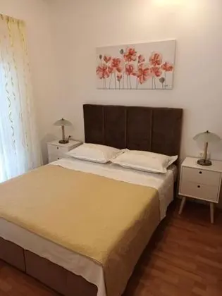 Apart Daire (Nina - sea view family apartments - A)