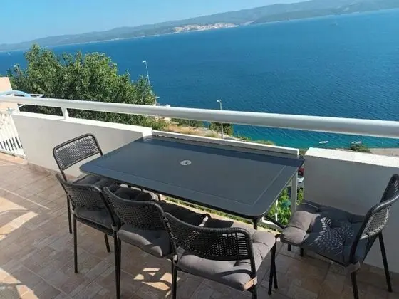 Apart Daire (Nina - sea view family apartments - A)