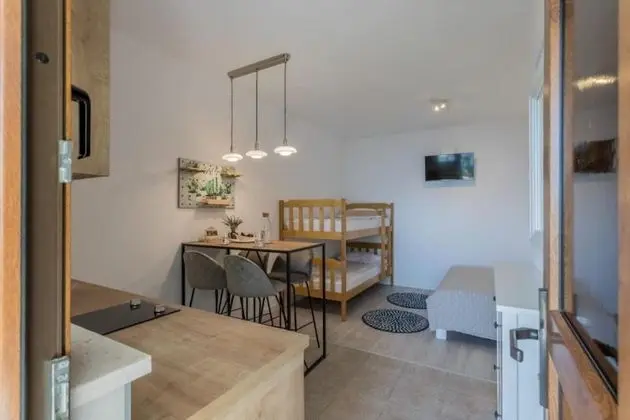 Stüdyo (Nina - sea view family apartments - S)