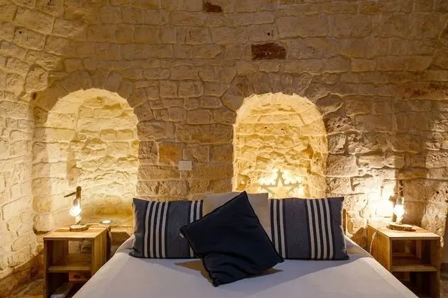 Junior Tek Büyük Yataklı Oda