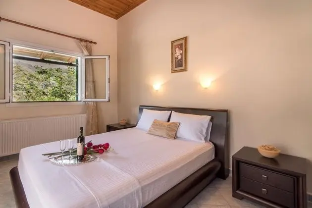 Villa, 6 Yatak Odası, Kişiye Özel Havuzlu