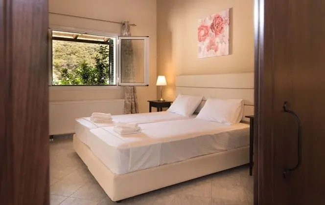 Villa, 6 Yatak Odası, Kişiye Özel Havuzlu