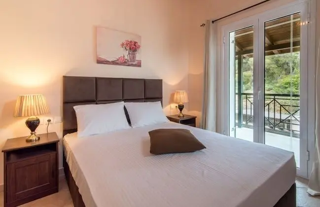 Villa, 6 Yatak Odası, Kişiye Özel Havuzlu