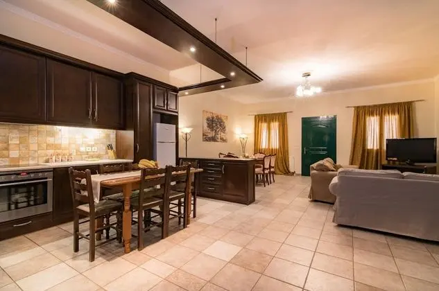 Villa, 6 Yatak Odası, Kişiye Özel Havuzlu