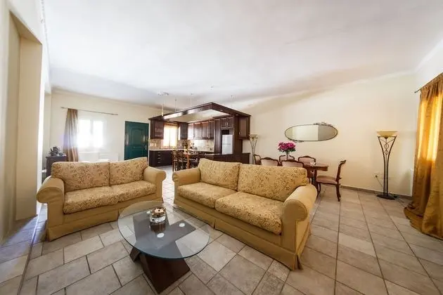 Villa, 6 Yatak Odası, Kişiye Özel Havuzlu