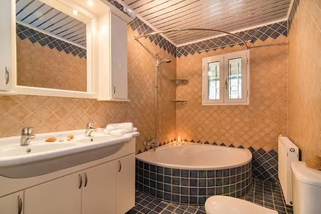 Villa, 6 Yatak Odası, Kişiye Özel Havuzlu