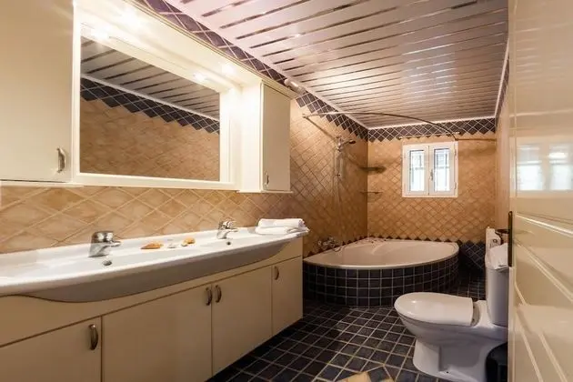 Villa, 6 Yatak Odası, Kişiye Özel Havuzlu