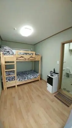 Ortak Ranzalı Oda, Sadece kadınlar için (2 person)