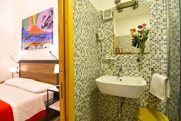 Standard Tek Büyük veya İki Ayrı Yataklı Oda