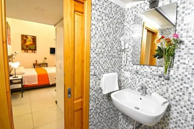 Standard Tek Büyük veya İki Ayrı Yataklı Oda