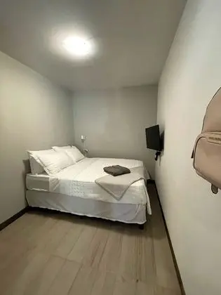 City Tek Büyük Yataklı Oda